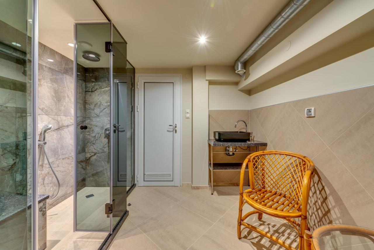 R & R Apartment
